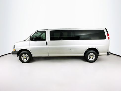 Used 2015 Chevrolet Express 3500 LT w/ LT Preferred Equipment Group image 4