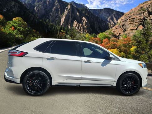 Used 2019 Ford Edge ST w/ Equipment Group 401A AWD/4WD image 2