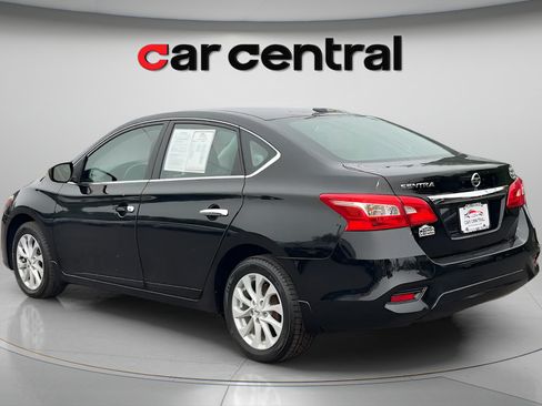 Used 2018 Nissan Sentra SV w/ Premium Package (P01) FWD image 3