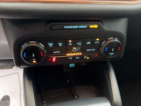 Used 2022 Ford Bronco Sport Outer Banks w/ Tech Package image 24