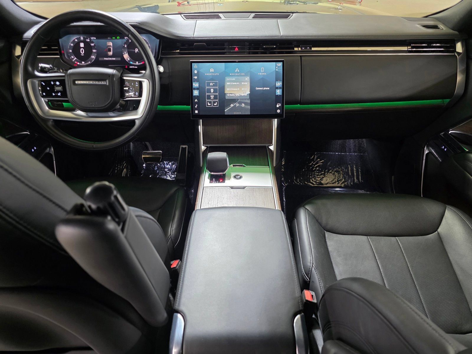 Used 2025 Land Rover Range Rover Long Wheelbase SE AWD/4WD image 19