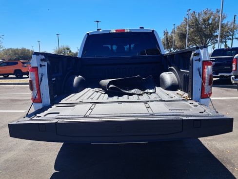 Used 2023 Ford F150 Lariat image 9