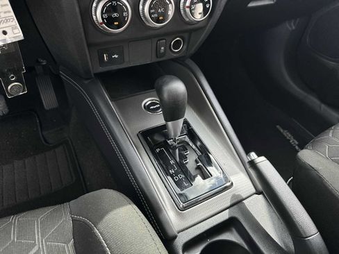 Used 2024 Mitsubishi Outlander Sport ES AWD/4WD image 23