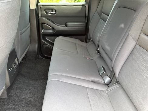 Used 2023 Nissan Frontier SV w/ SV Convenience Package AWD/4WD image 26