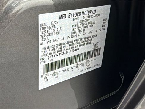 Used 2025 Ford Maverick Lariat image 36