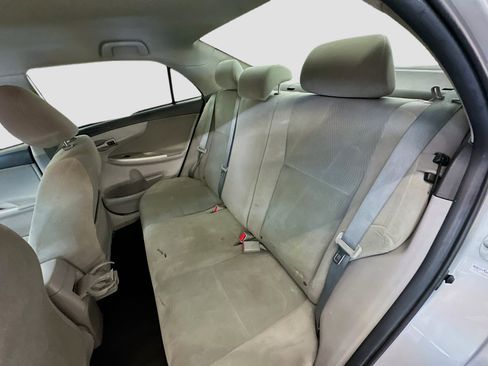 Used 2013 Toyota Corolla LE image 27