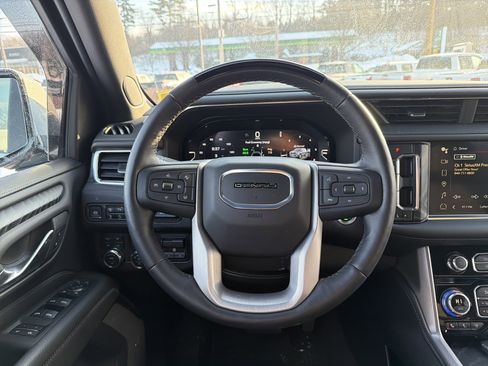 Certified 2024 GMC Yukon XL Denali w/ Denali Reserve Package image 14