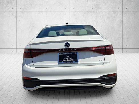 New 2026 Volkswagen Jetta SE FWD image 5