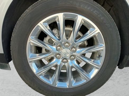 Used 2021 Buick Enclave Essence w/ Sound and Sites Package FWD image 23