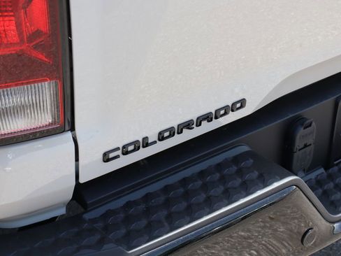New 2026 Chevrolet Colorado Trail Boss w/ Midnight Edition AWD/4WD image 32