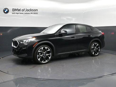 New 2026 BMW X2 xDrive28i w/ Convenience Package AWD/4WD image 3