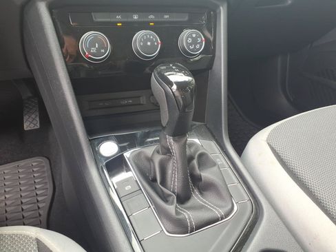 Certified 2023 Volkswagen Taos S FWD image 23