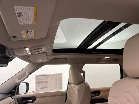 New 2026 Nissan Armada Platinum AWD/4WD image 15