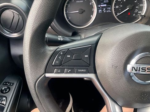 Used 2020 Nissan Kicks S FWD image 23