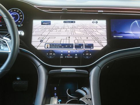 Certified 2024 Mercedes-Benz EQS 450+ SUV image 11