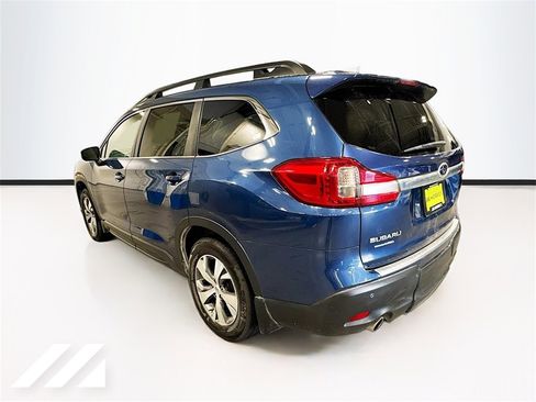 Certified 2022 Subaru Ascent Premium w/ Convenience Package image 7