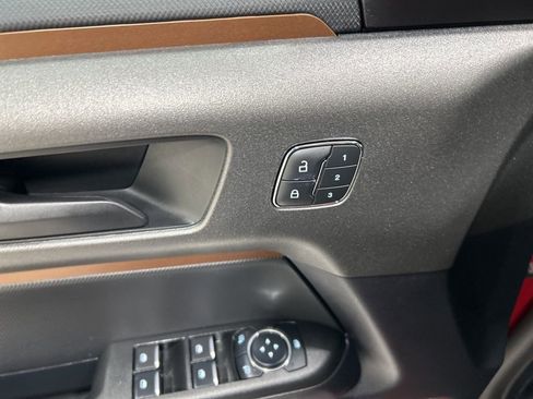 Used 2025 Ford Bronco Sport Outer Banks w/ Outer Banks Tech Package+ AWD/4WD image 15