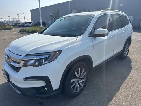 Used 2021 Honda Pilot EX image 2