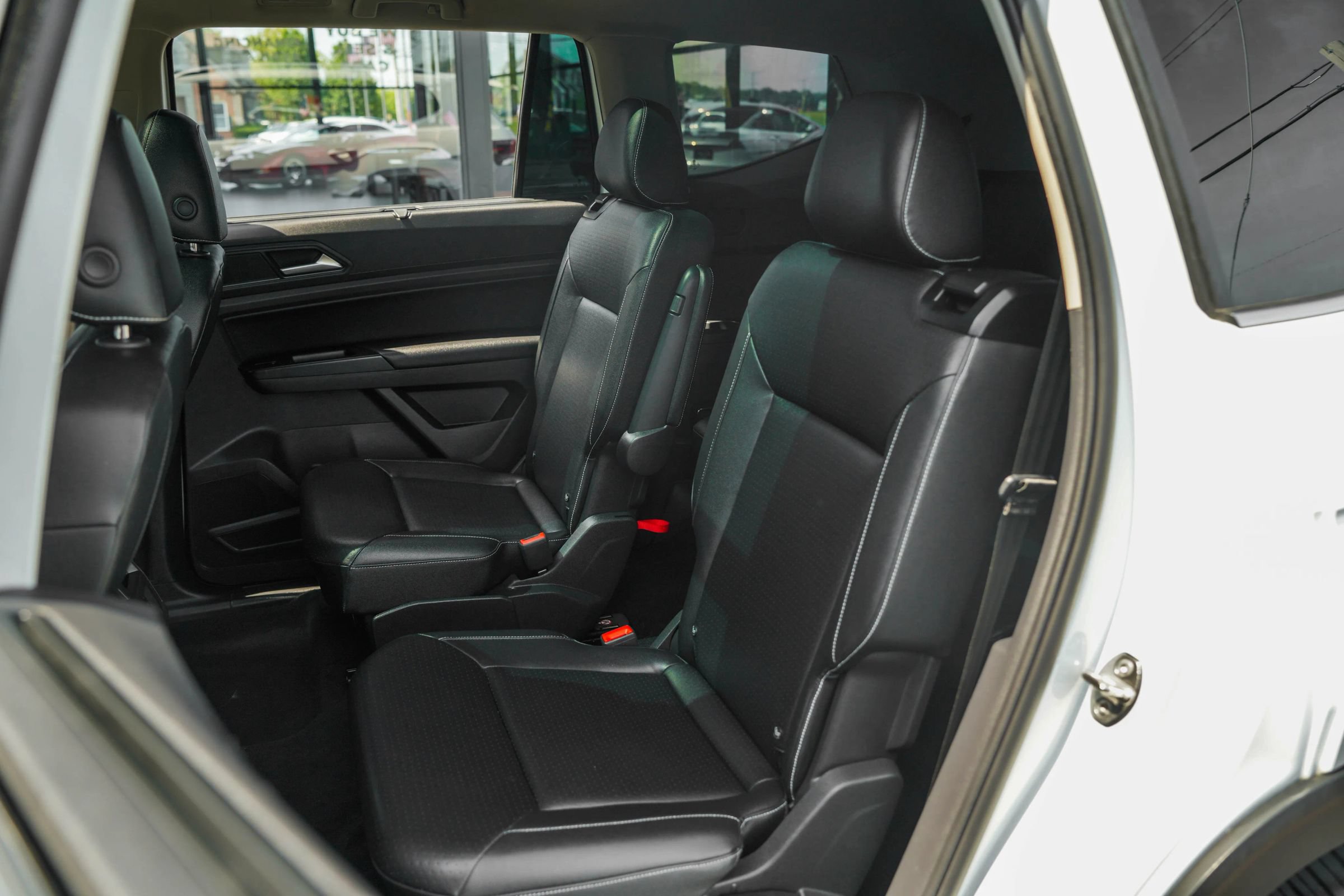 Used 2021 Volkswagen Atlas SEL AWD/4WD image 30