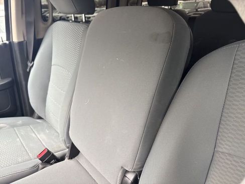 Used 2019 RAM 1500 Express image 24