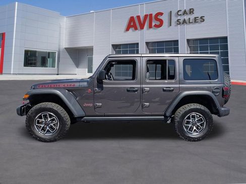 Used 2025 Jeep Wrangler Unlimited Rubicon image 10