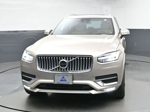 Used 2024 Volvo XC90 B6 Ultimate w/ Protection Package Premier AWD/4WD image 3