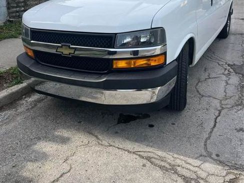 Used 2020 Chevrolet Express 3500 LT w/ LT Preferred Equipment Group RWD image 6