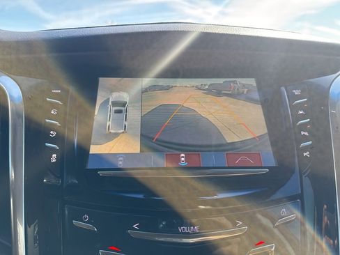 Used 2019 Cadillac Escalade ESV Luxury image 39