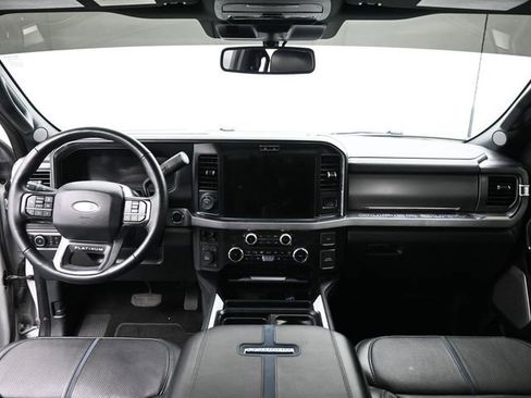 Used 2025 Ford F350 Platinum w/ FX4 Off-Road Package image 23