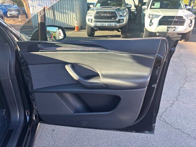 Used 2023 Tesla Model X AWD/4WD image 36
