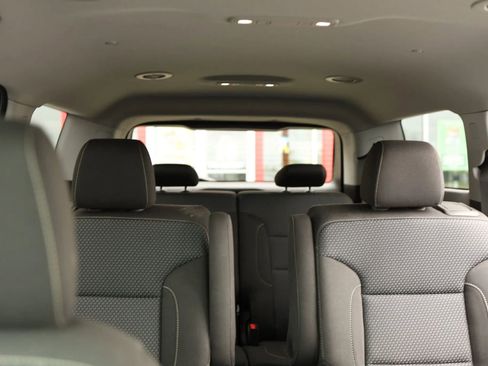 Used 2020 GMC Acadia SLE w/ Driver Convenience Package image 36