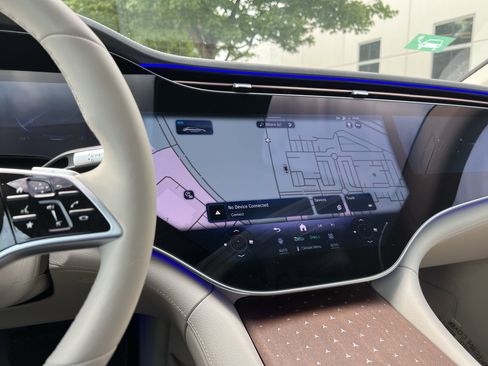 Used 2024 Mercedes-Benz EQS 450+ Sedan image 30