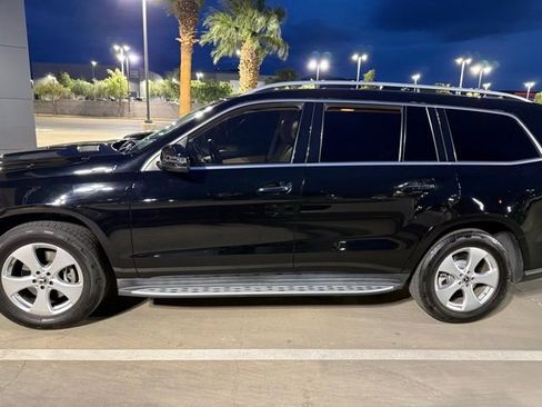 Used 2019 Mercedes-Benz GLS 450 4MATIC image 3