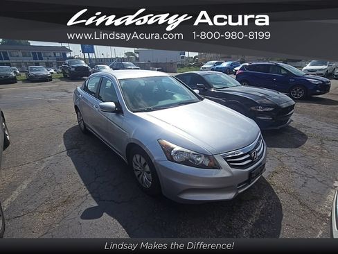 Used 2012 Honda Accord LX image 3
