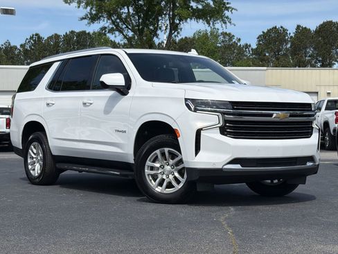 Used 2023 Chevrolet Tahoe LT RWD image 2