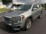 New 2023 GMC Terrain SLT image 3