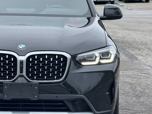 Certified 2024 BMW X4 xDrive30i w/ Premium Package image 12