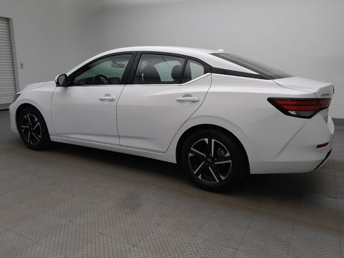 Used 2024 Nissan Sentra SV FWD image 3
