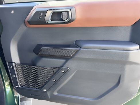 Used 2024 Ford Bronco Outer Banks image 31