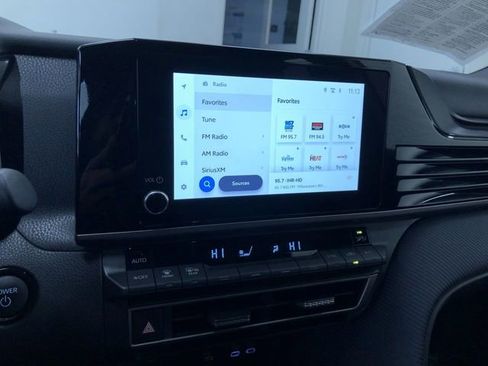 Certified 2025 Toyota Camry SE image 28