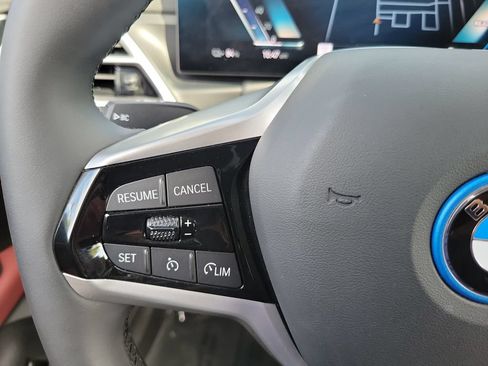 Used 2025 BMW i4 eDrive40 RWD image 34
