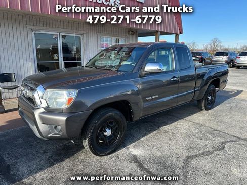 Used 2012 Toyota Tacoma Access Cab Auto 2WD image 1