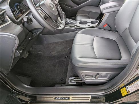 Certified 2026 Toyota Corolla XLE FWD image 15