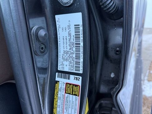 Used 2019 Toyota Tacoma Limited image 26