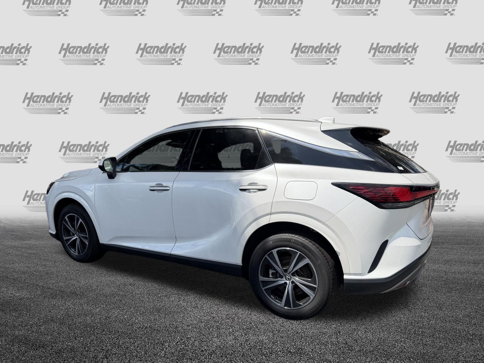 Used 2023 Lexus RX 350h w/ Accessory Package (2T) AWD/4WD image 6