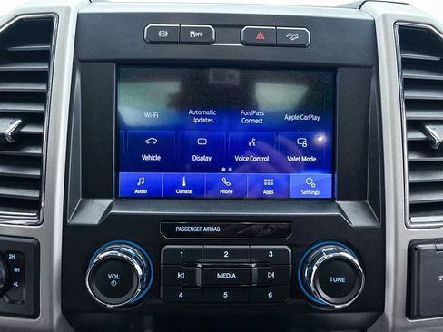 Used 2021 Ford F250 Lariat w/ FX4 Off-Road Package image 30