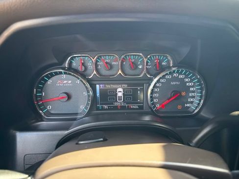 Used 2017 Chevrolet Silverado 1500 LTZ Z71 w/ LTZ Plus Package AWD/4WD image 10