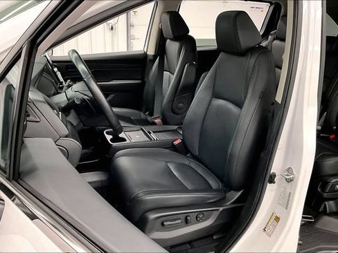 Used 2025 Honda Odyssey EX-L image 24