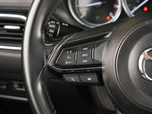 Used 2019 MAZDA CX-5 Touring FWD image 19