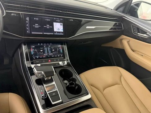 Used 2023 Audi Q8 Premium Plus w/ Premium Plus Package image 21